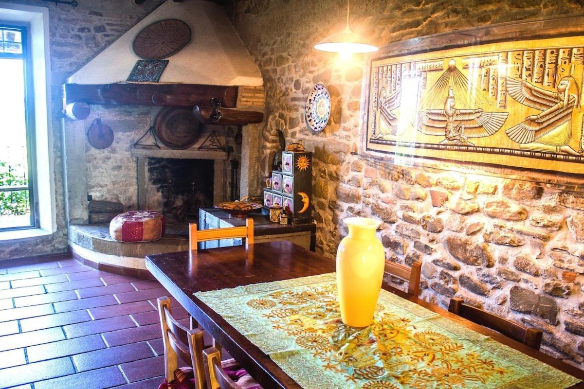 Tuscan Hills - Stonehouse, Garden & Pool فيتشو المظهر الخارجي الصورة