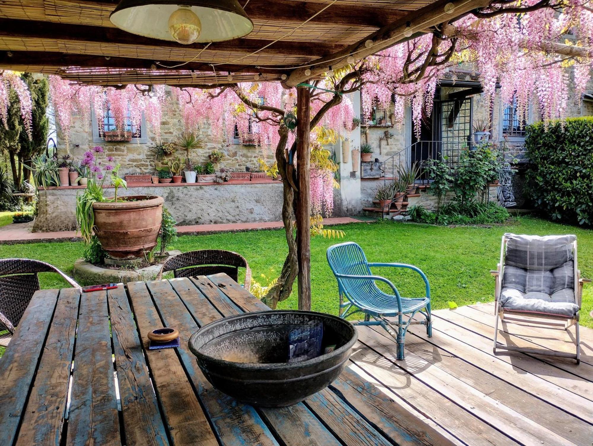 Tuscan Hills - Stonehouse, Garden & Pool فيتشو المظهر الخارجي الصورة