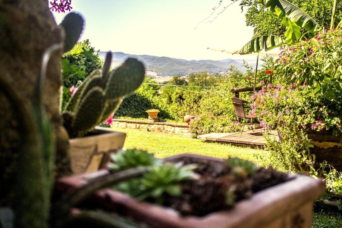Tuscan Hills - Stonehouse, Garden & Pool فيتشو المظهر الخارجي الصورة