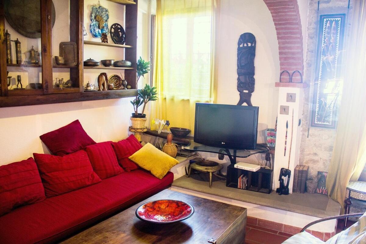 Tuscan Hills - Stonehouse, Garden & Pool فيتشو المظهر الخارجي الصورة